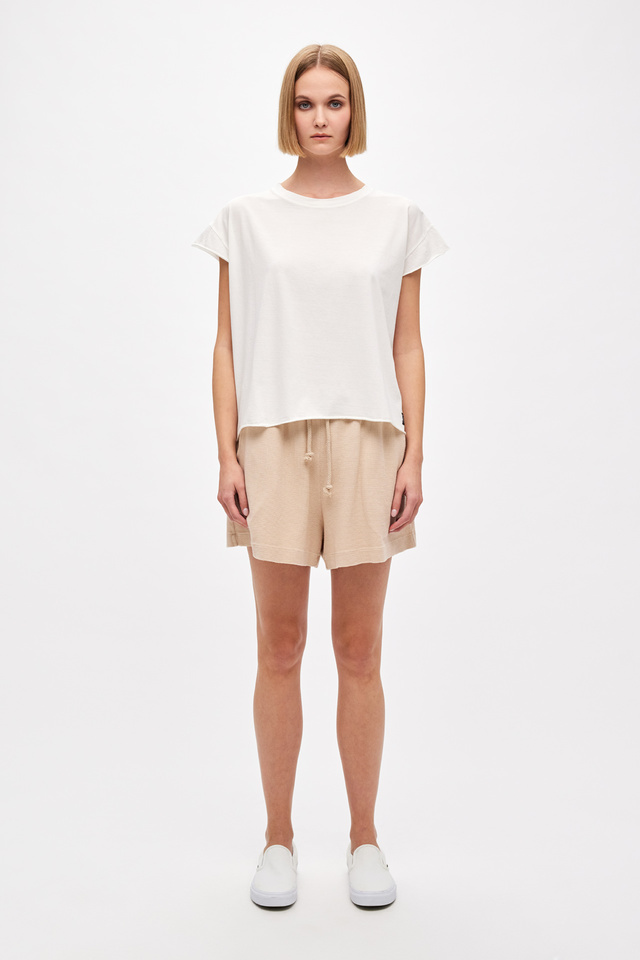 Shortsleeved T-shirt with Raw Cut Details