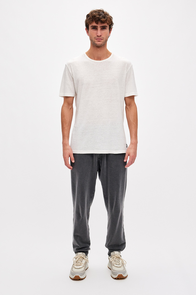 Shortsleeved T-shirt in Loose Line