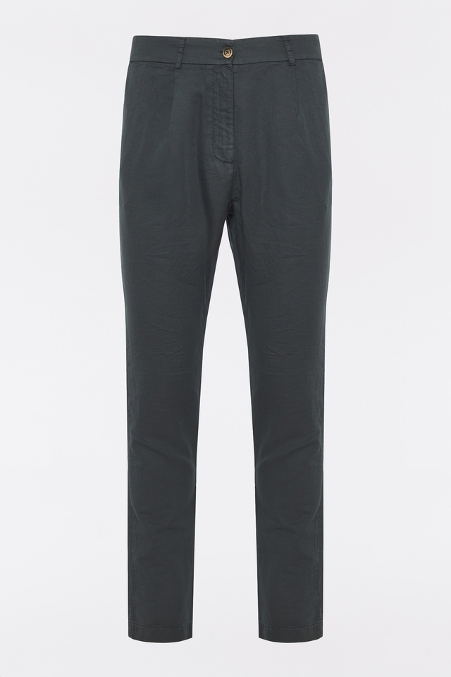 Trousers in Regular Fit