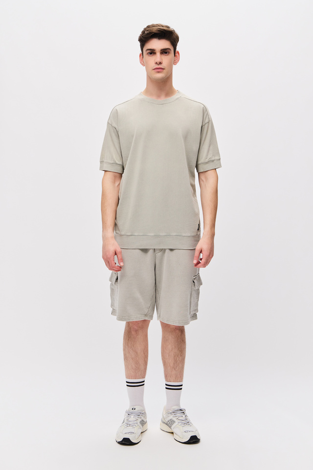 T-Shirt με Στρογγυλή Λαιμόκοψη και Μανίκια Ρεγκλάν