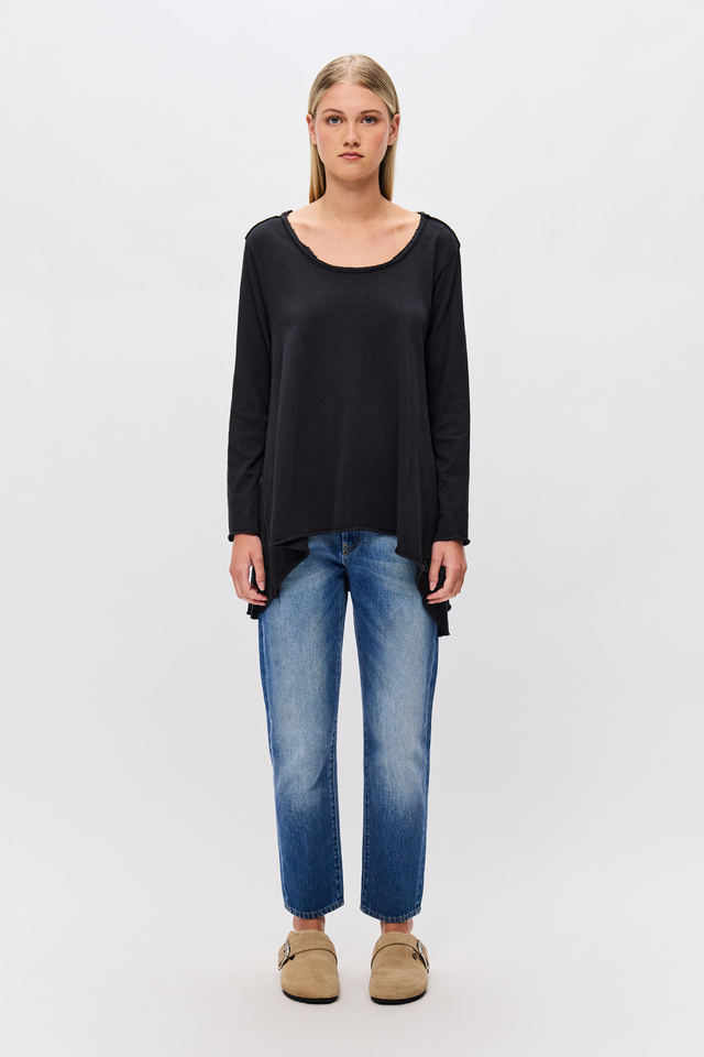 Asymmetric Slub Longsleeve Top