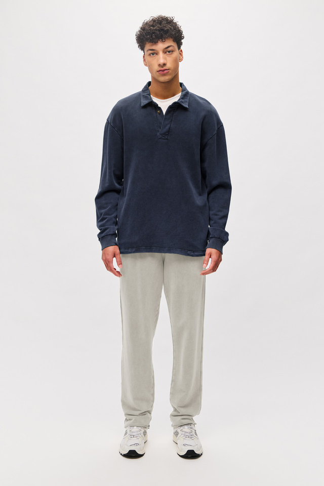 Sweatpants with Raw Edges