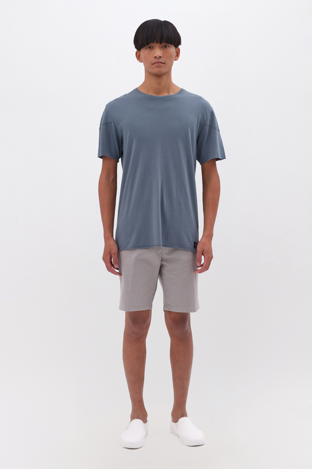 Τ-Shirt with Raw Cut Edges