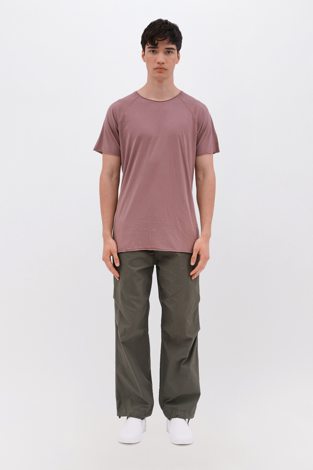 T-Shirt with Raw Edges and Raglan Sleeves