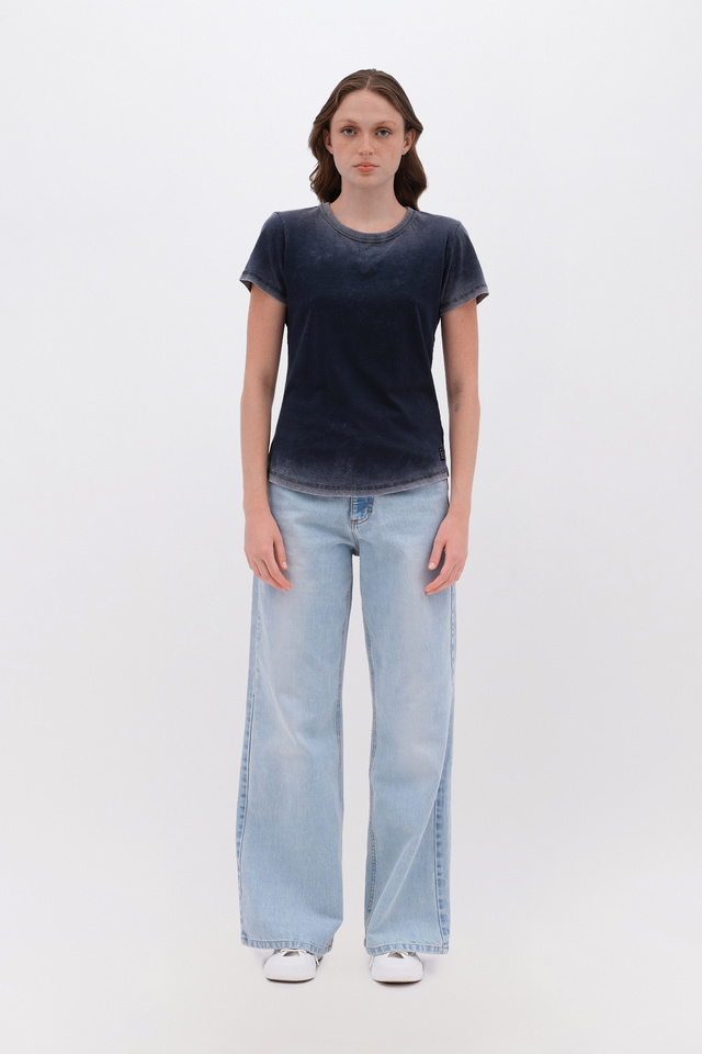 T-shirt with Round Cut Neckline