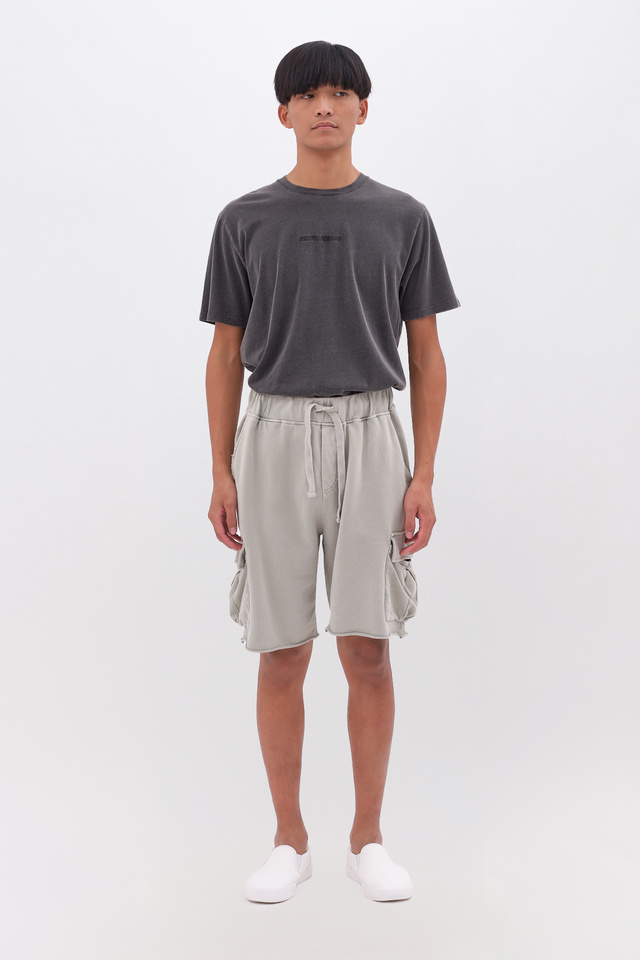Cargo Sweatbermuda with Damages in Relaxed Fit