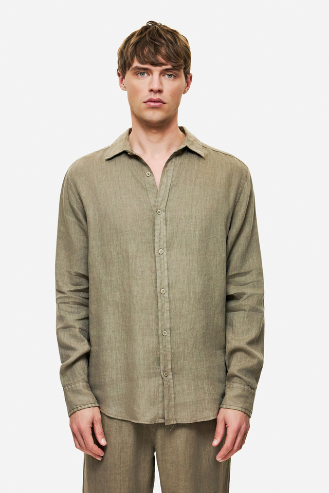 Shirt with Classic Collar
