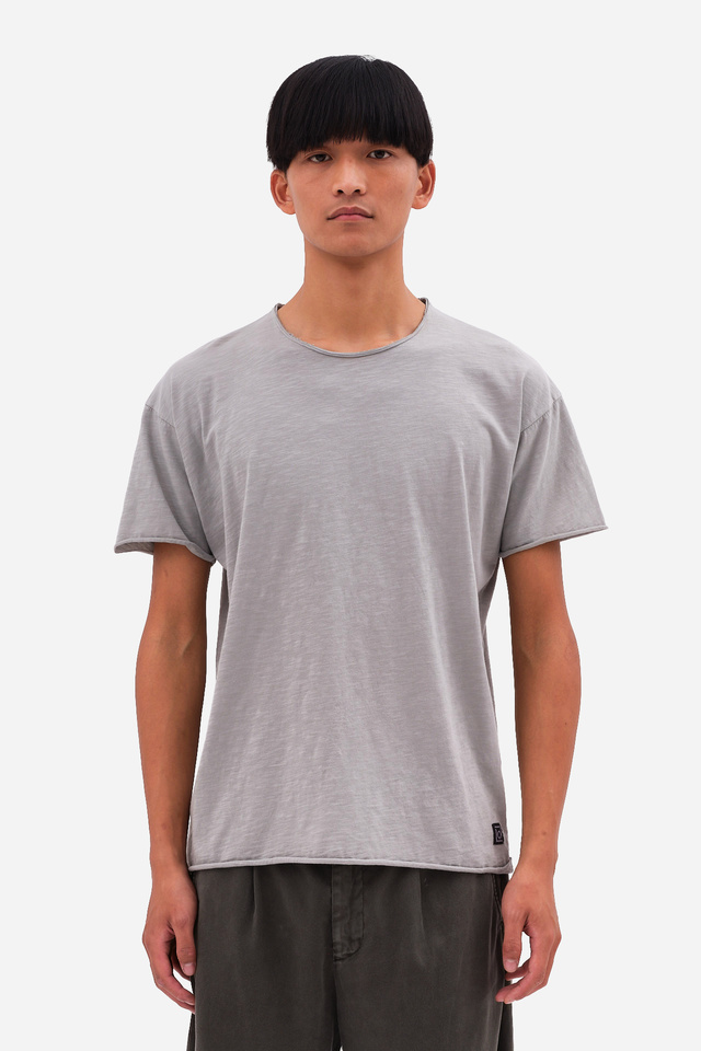 T-Shirt σε Άνετη Γραμμή