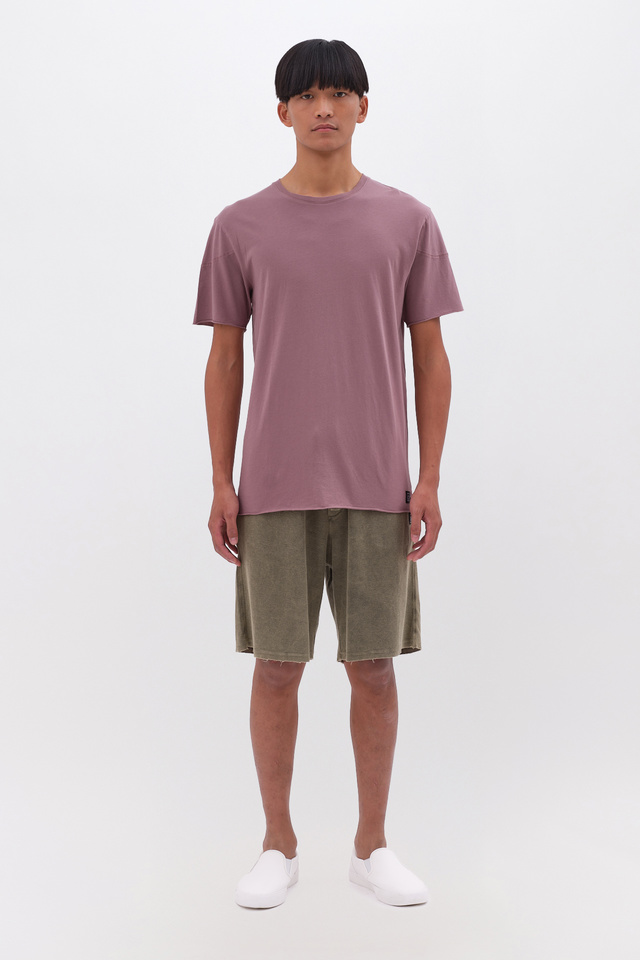 Τ-Shirt with Raw Cut Edges