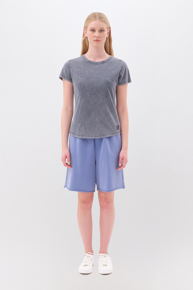 T-shirt with Round Cut Neckline
