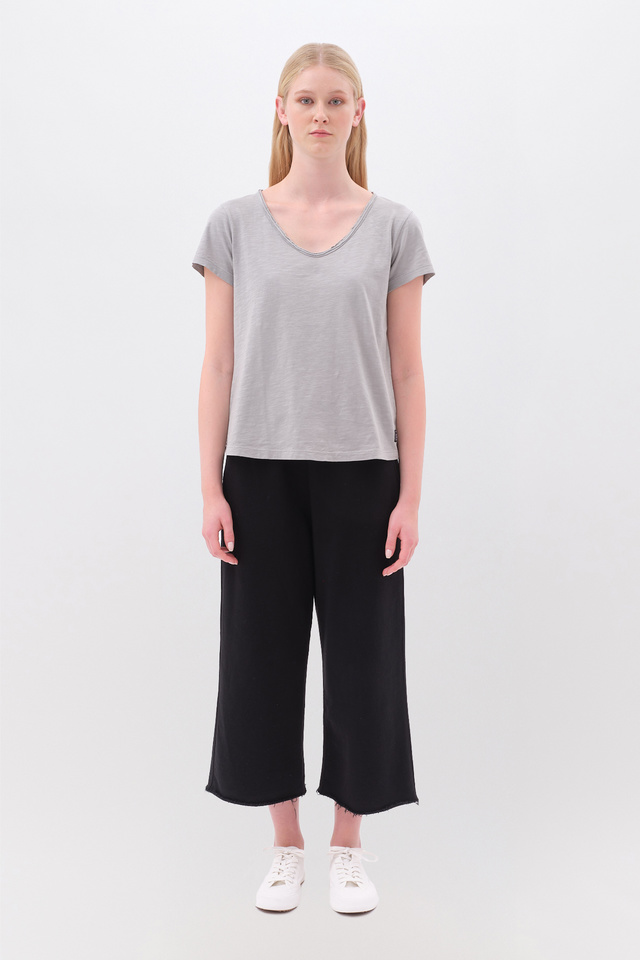 T-shirt with V Neckline