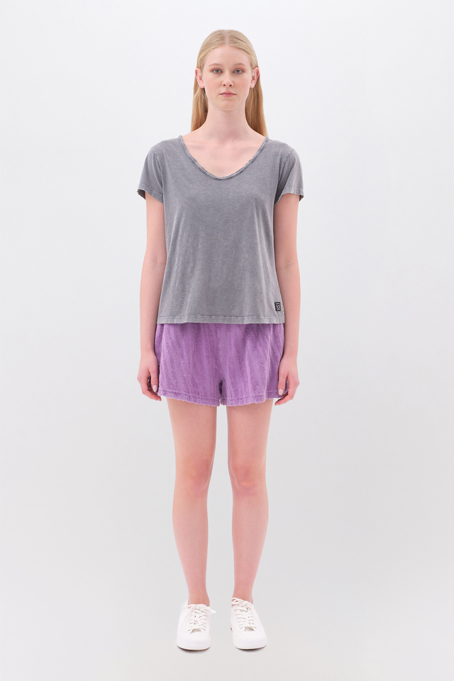 T-Shirt με V Λαιμόκοψη