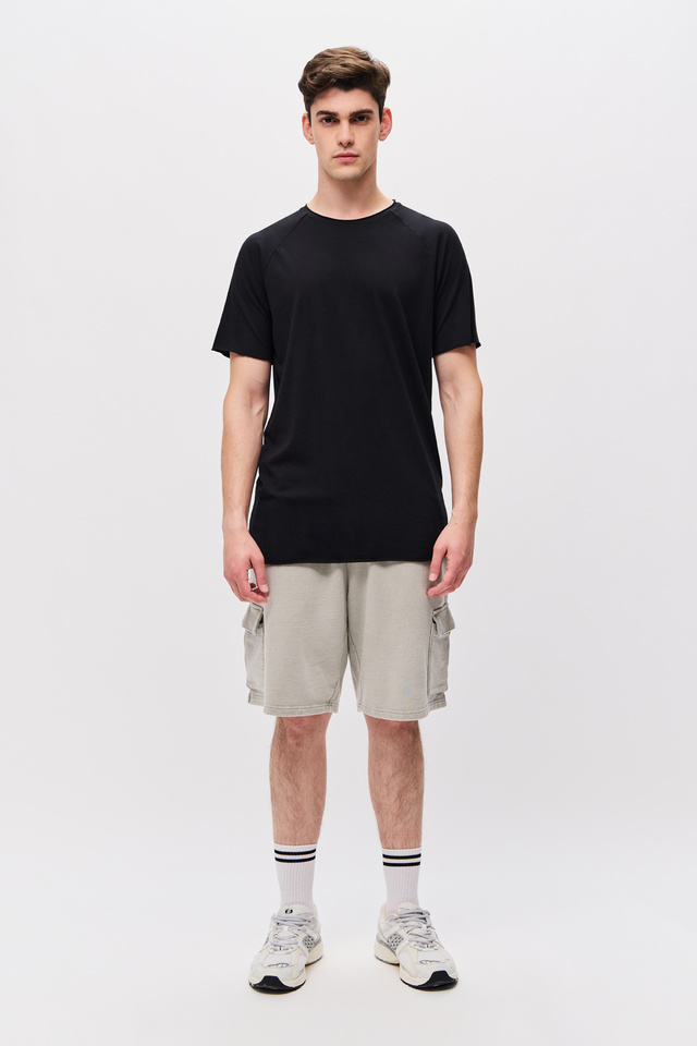 T-Shirt with Raw Edges and Raglan Sleeves