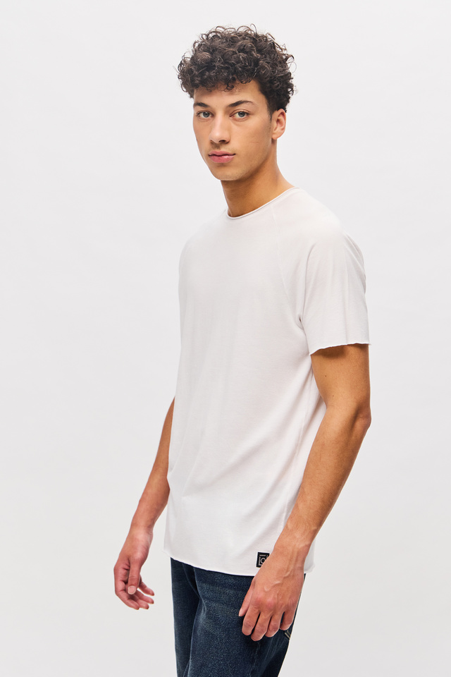 T-Shirt με Ρεγκλάν Μανίκια και Λεπτομέρειες