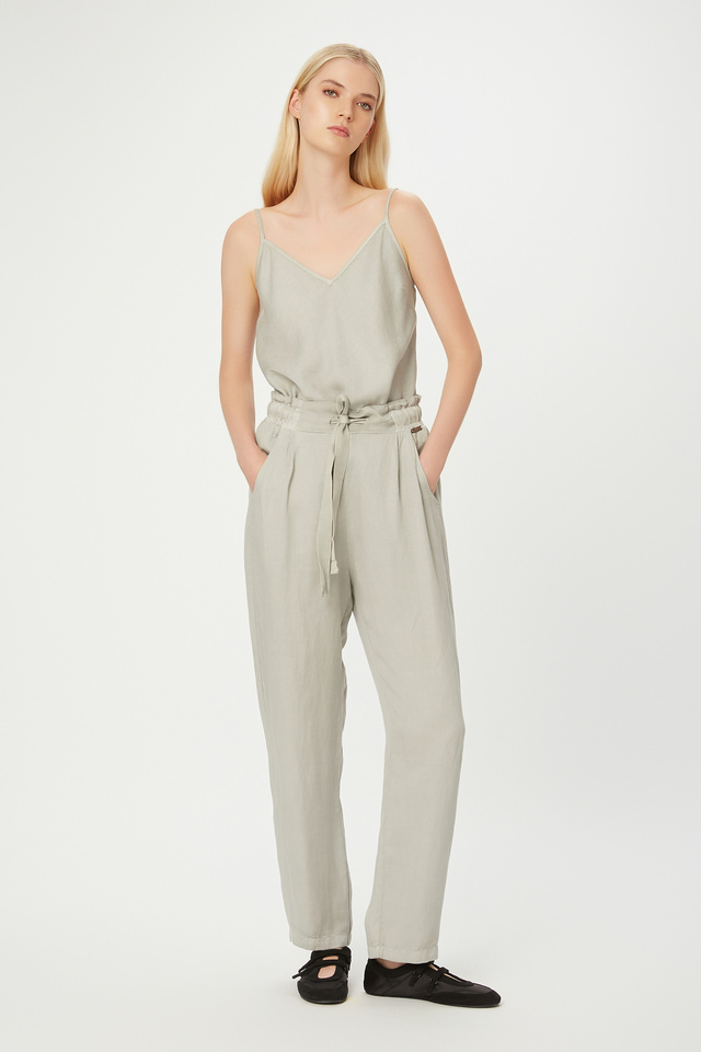 Linen Pleated Trousers in Regular Fit