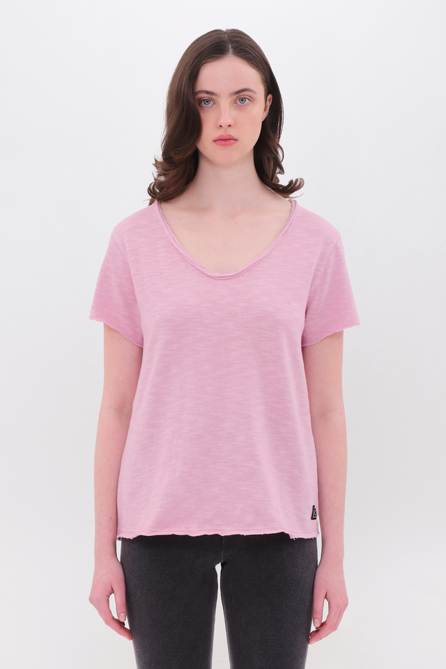 Raw Edges Τ-Shirt in Regular Fit