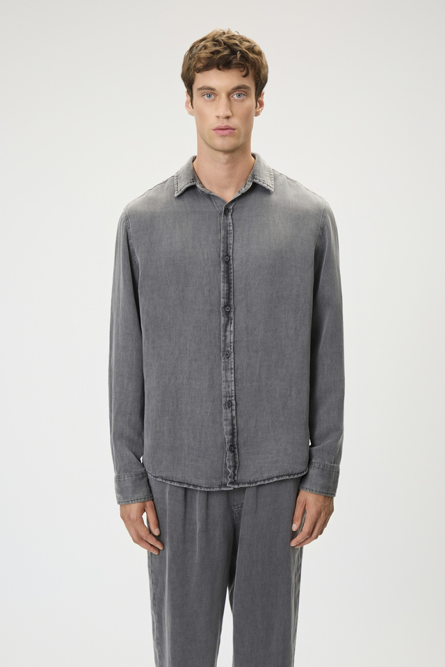 Linen Shirt with Classic Collar