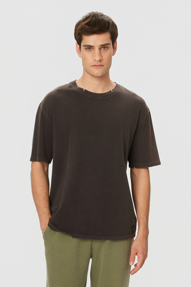 T-shirt σε Χαλαρή Γραμμή με Στρογγυλή Λαιμόκοψη