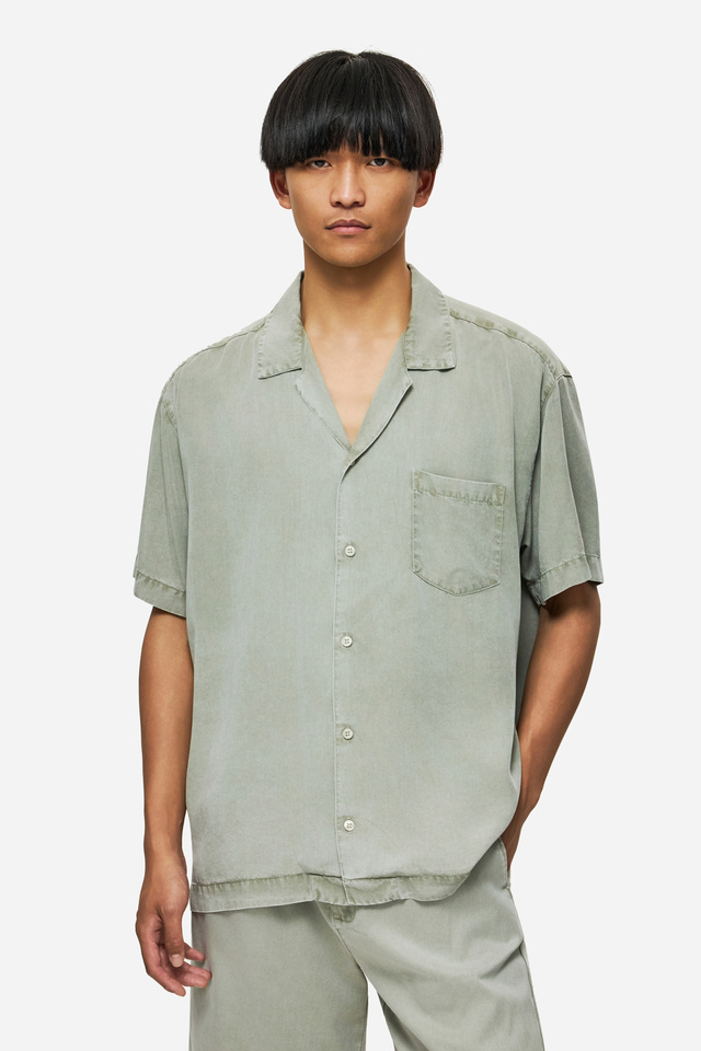 Lightweight Byron Collar Shirt in Relaxed Fit