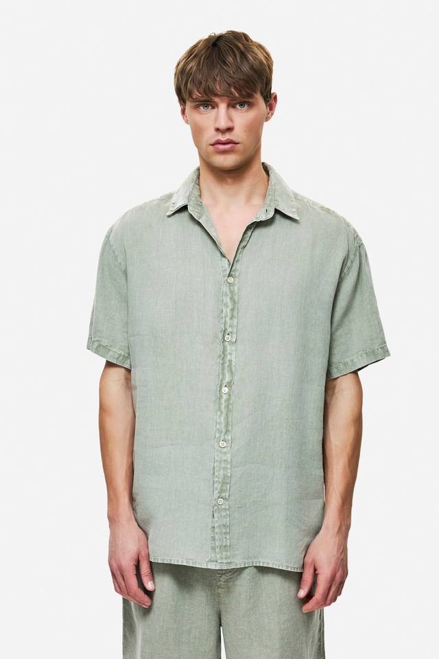 SHORTSLEEVE LINEN SHIRT