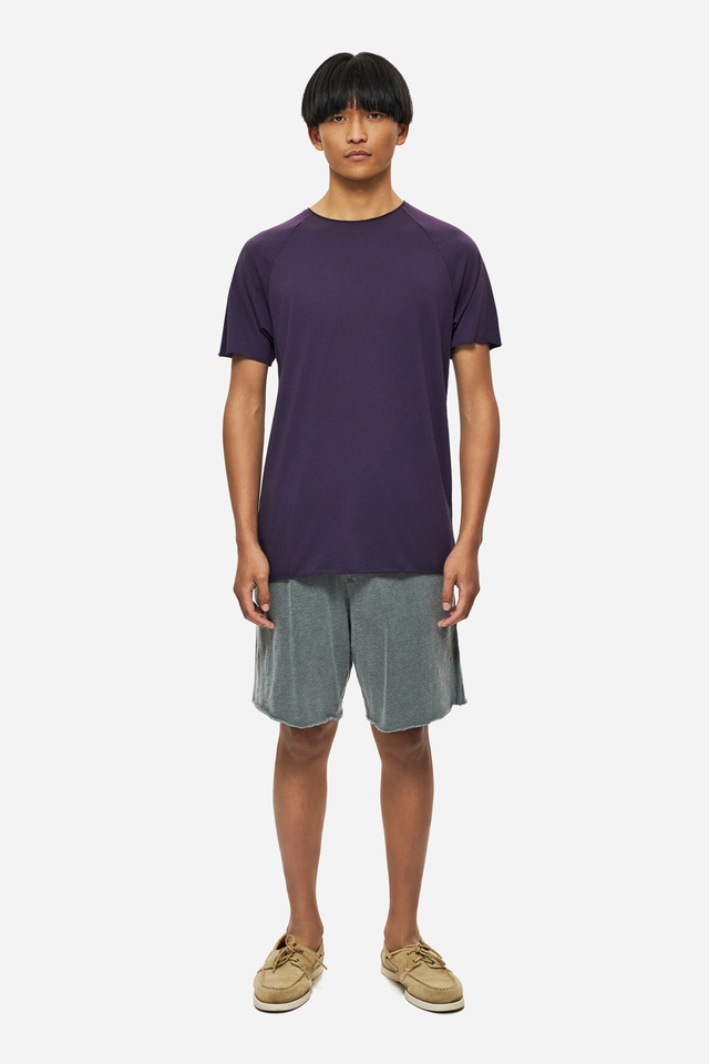 Sweatbermuda with Raw Edges in Regular Fit