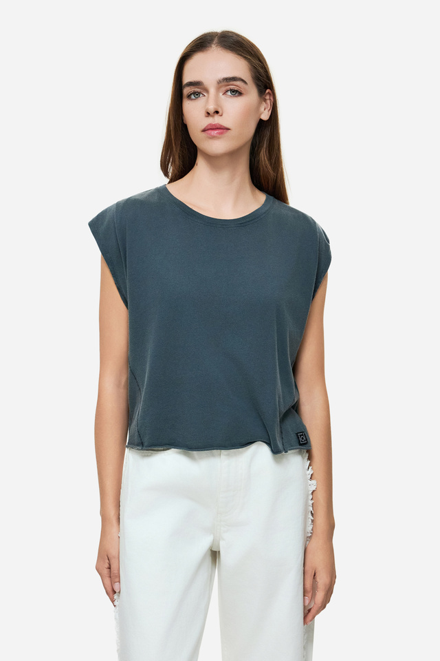BOXY T-SHIRT WITH SLEEVE DETAIL