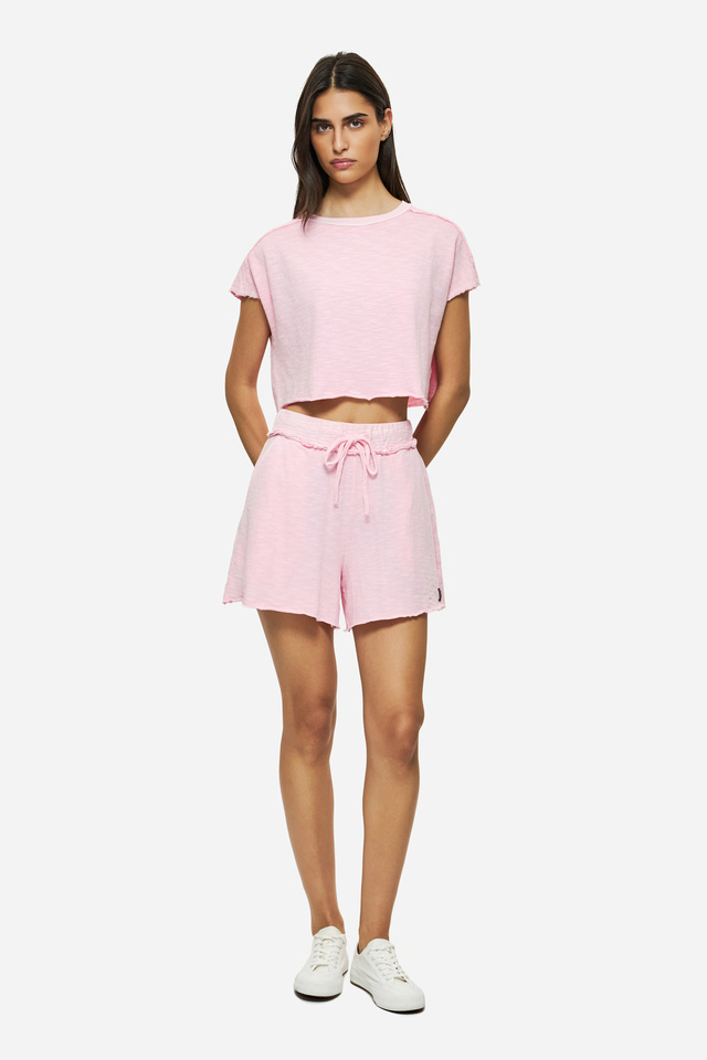 Sweat Βερμούδα με Raw Cut Τελειώματα