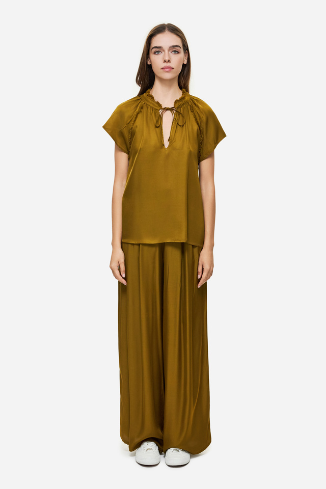 WIDE LEG PLEATED PANTS