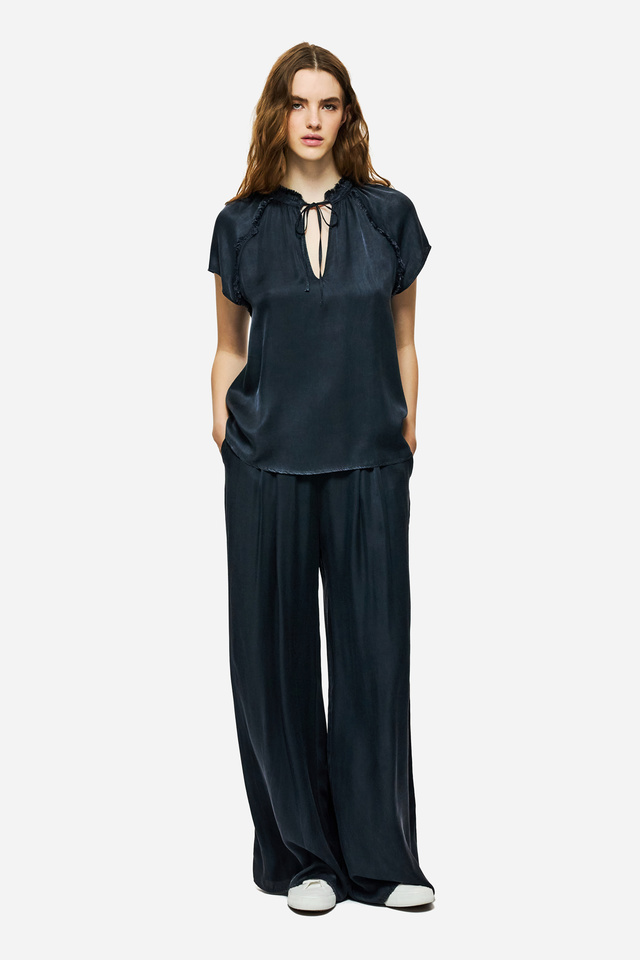 WIDE LEG PLEATED PANTS