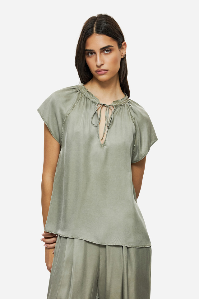 Relaxed Raglan Top