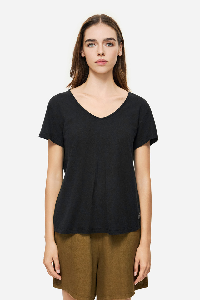 V-NECK LINEN BLEND T-SHIRT