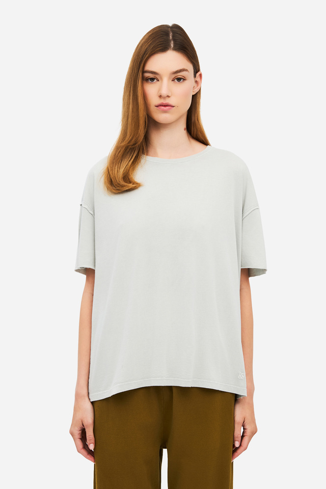 Women's Oversized Raw Edge T-Shirt