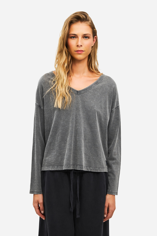 Oversized Long Sleeve V-Neck T-Shirt