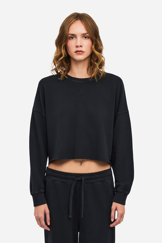 Cropped Long Sleeve Top