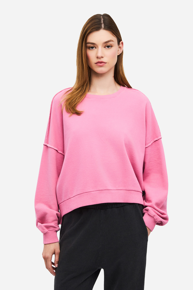 Asymmetric Crewneck with Rib Details