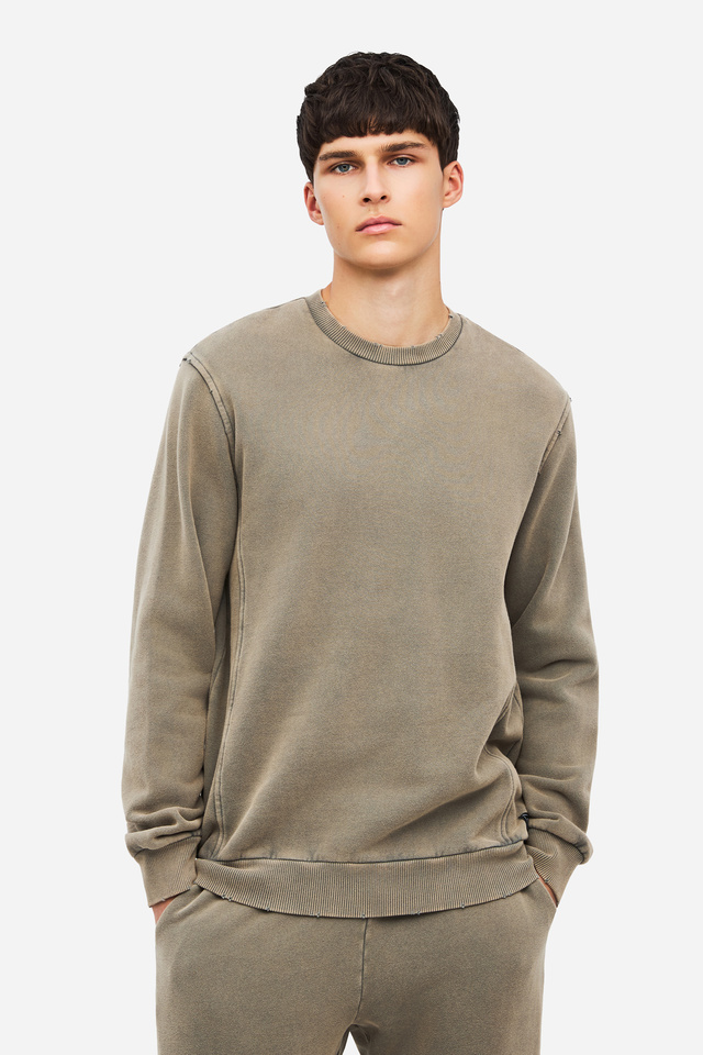Crewneck with Raw Cut Edges