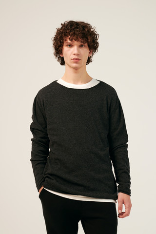 Cashmere Knit Raw-edged Sweater