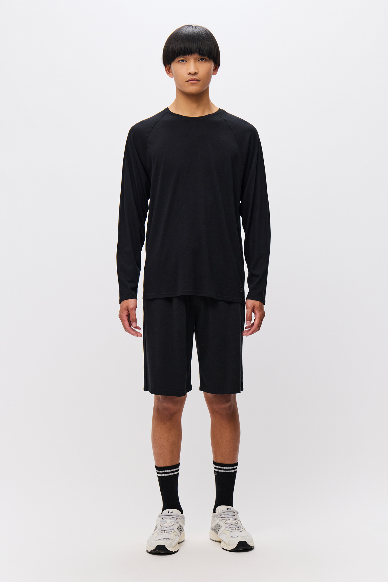 RELAXED RAGLAN LONGSLEEVE