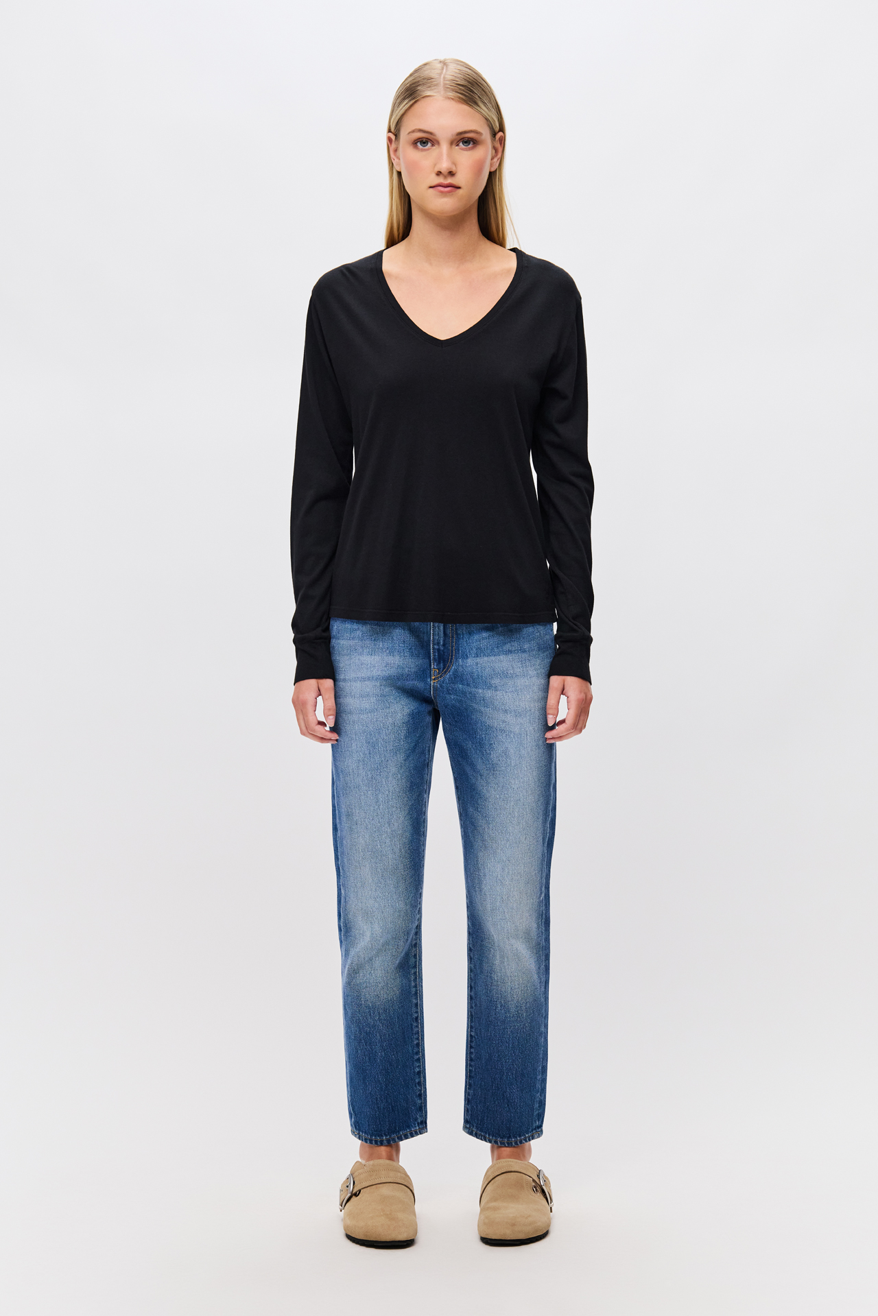 V-NECK LONGSLEEVE