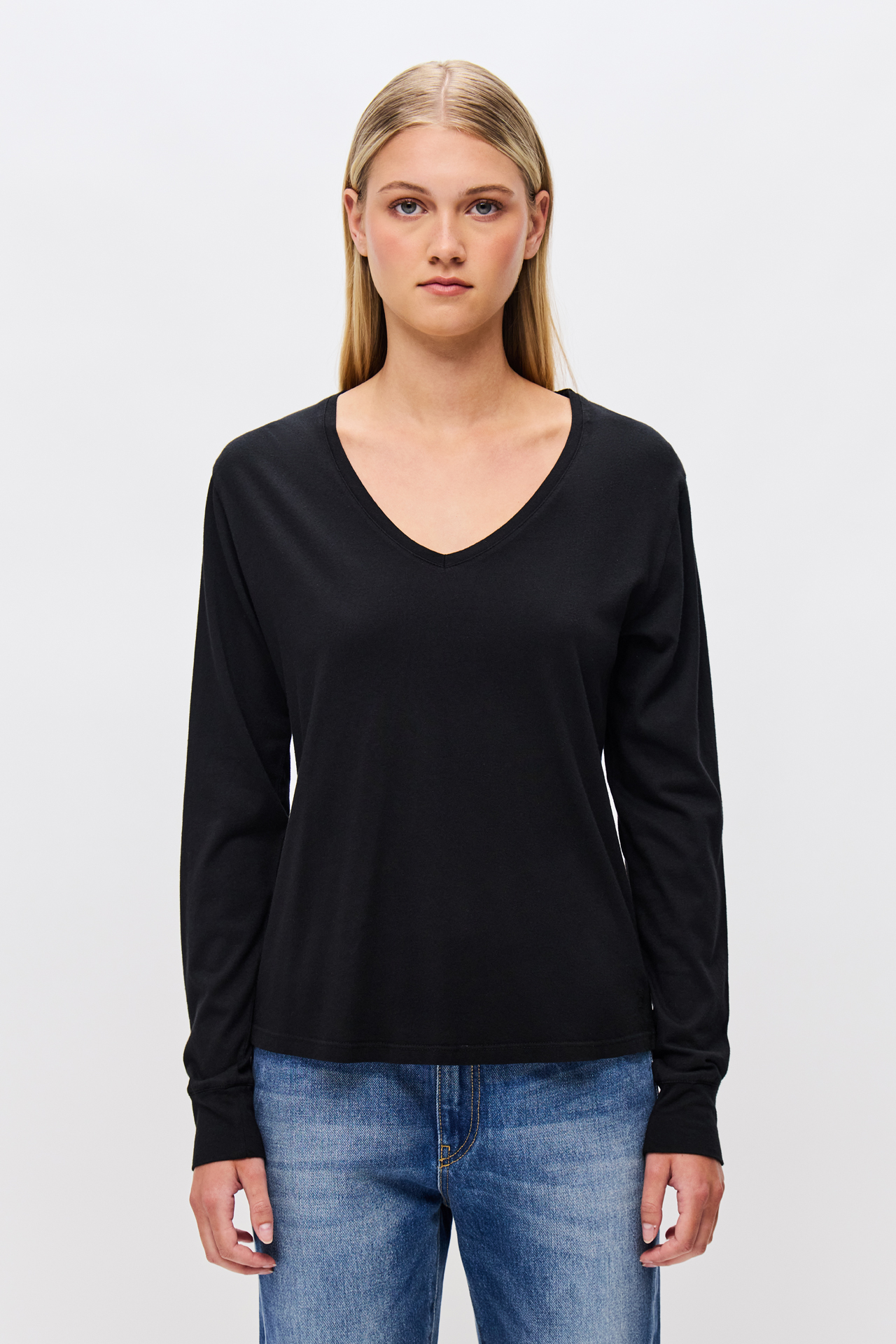 V-NECK LONGSLEEVE