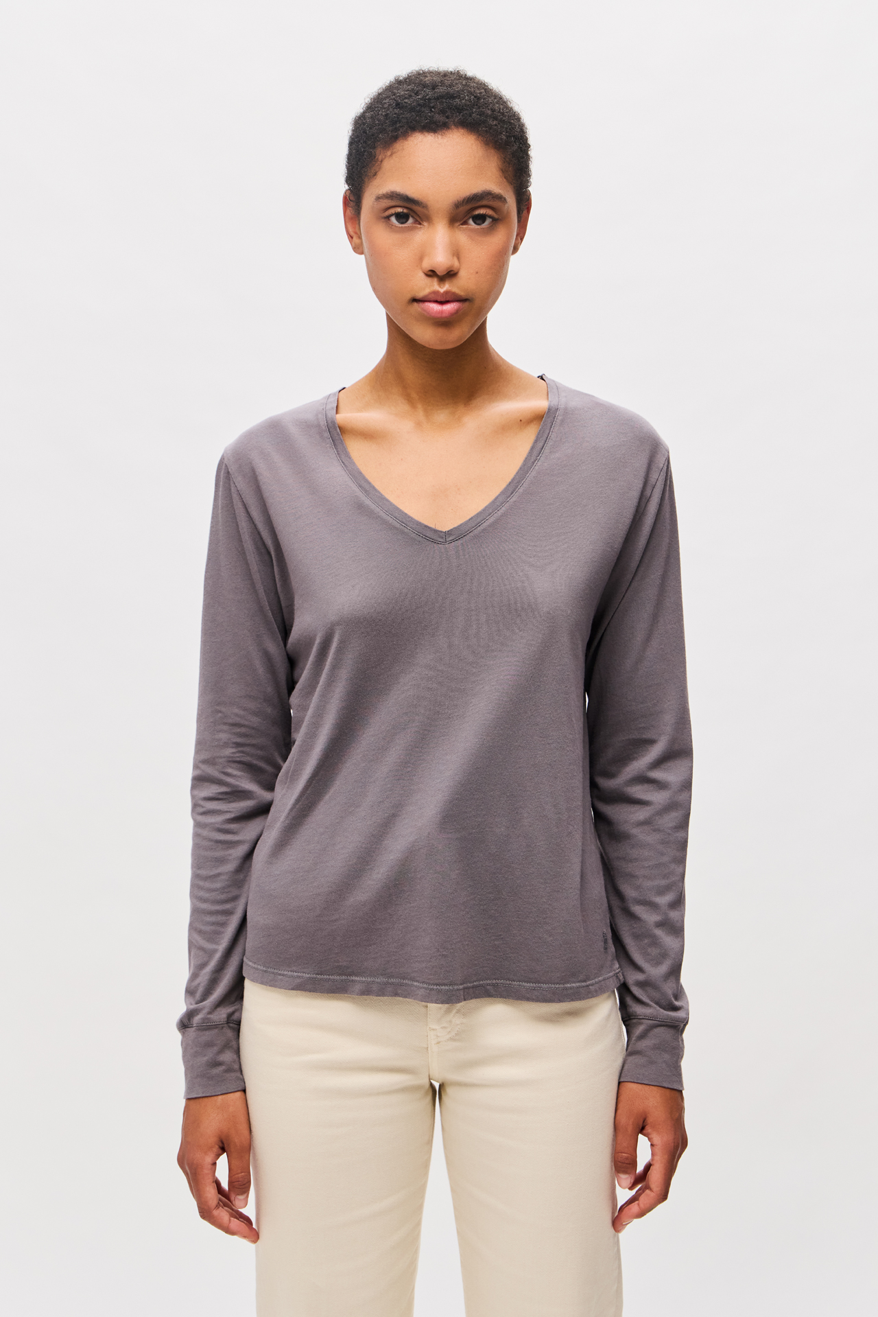 V-NECK LONGSLEEVE