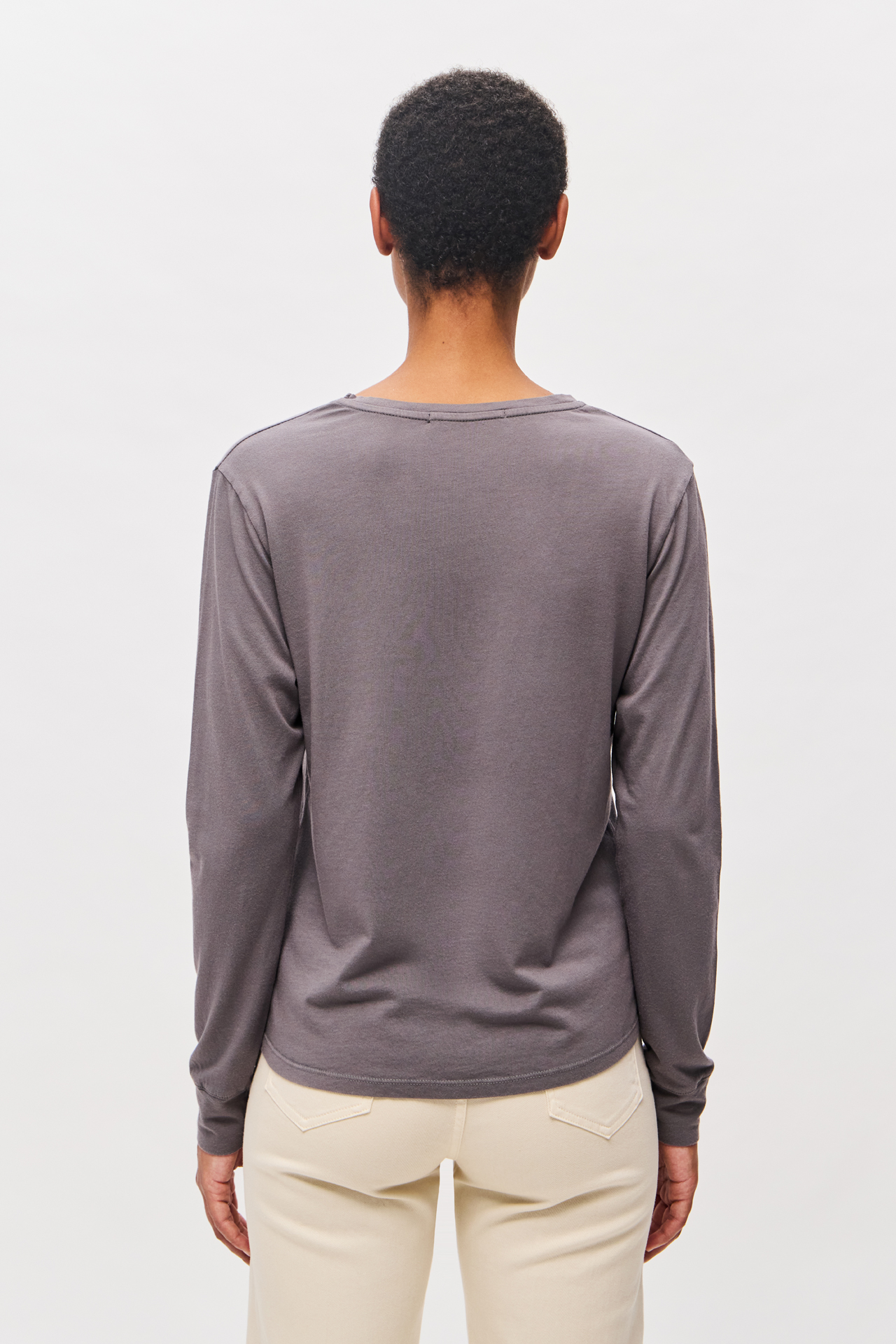 V-NECK LONGSLEEVE
